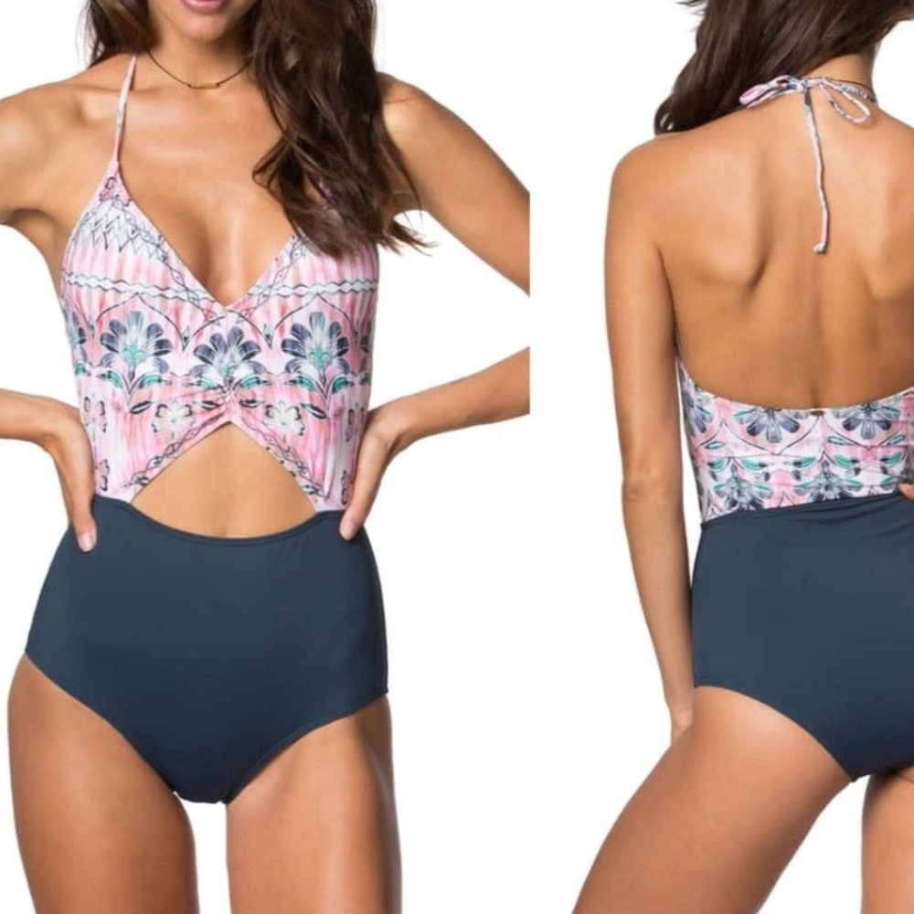 O'Neill Starlis Women's One Piece Swimwear NWT